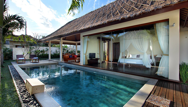 Avery Le Nixsun Villas Bali.