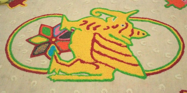 Tambak Karang, Alas Berwarna Dalam Ritual Erau