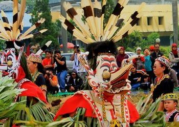 Tarian Hudoq, Permohonan Kepada Sang Leluhur