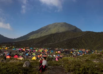 Bertualang Seru ke Gunung Kaba Bengkulu