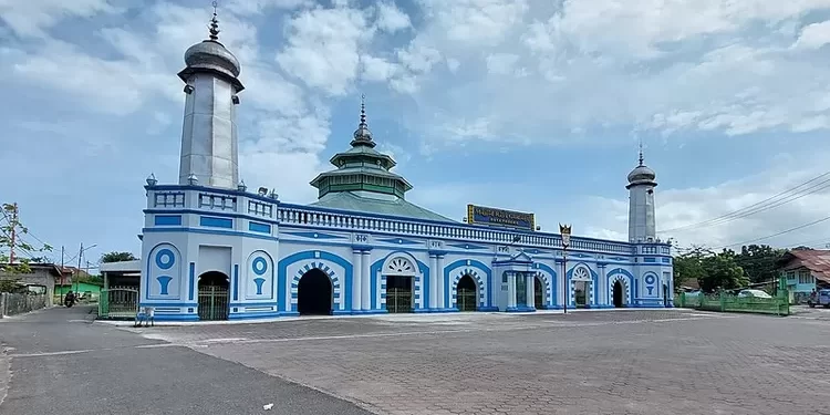 Masjid Raya Ganting, Destinasi Wisata Religi Bersejarah
