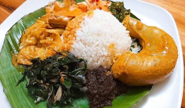 Cita Rasa Nasi Kapau yang Menggugah Selera