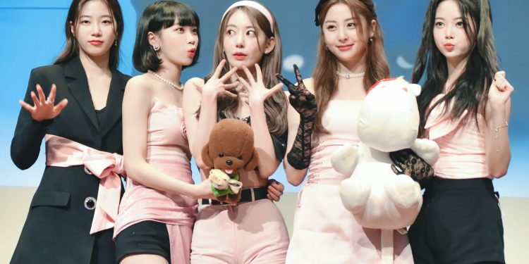 Daftar Harga Tiket Konser LE SSERAFIM di Indonesia