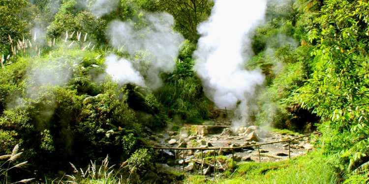 Kawah Kamojang, Destinasi Wisata Alam Memikat di Garut