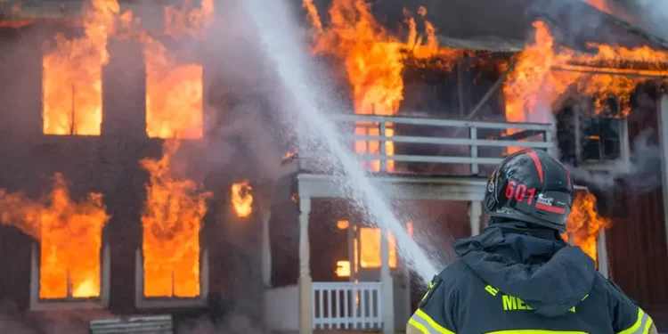 Hotel G2 Panglima Polim Dilahap Si Jago Merah, Tiga Orang Tewas!