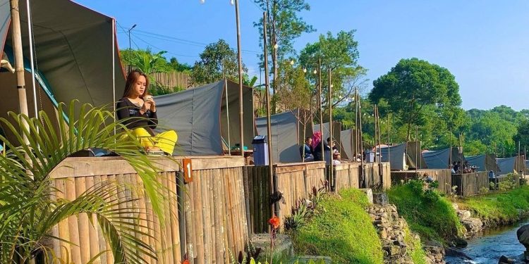 Gede Riverside Camp, Mahakarya di Tepian Sungai Gunung Mas