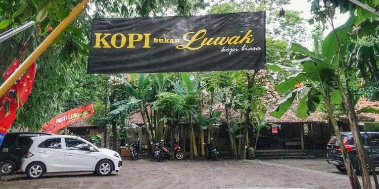 Sajian Menggoda Kuliner Tradisional di Kedai Kopi Bukan Luwak di Kabupaten Sleman