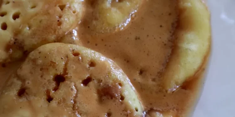 Khasiat Apem Lopes, Kue Berkuah khas Madura