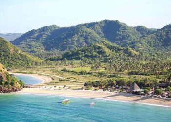 Cerita Legenda di Balik Pesona Pantai Kuta Lombok Mandalika