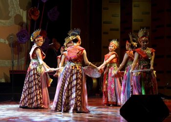 Ekspresi Masa Muda Jadi Tajuk di Konser Seni dan Budaya Girl Talk 2023