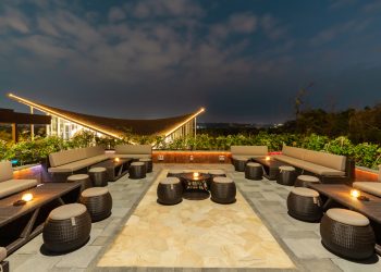 Ayana Resort Bali Perkenalkan After Rock Lewat Suguhan Alam Teluk Jimbaran