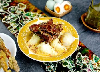 Ketupat Kandangan, Harmoni Ketupat dan Ikan Gabus khas Banjar