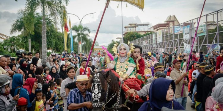 Makna Sakral Tradisi Sayyang Pattuduq di Tanah Mandar