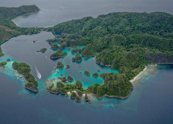 Pemerintah Berkomitmen Jaga Kenyamanan Wisatawan di Raja Ampat