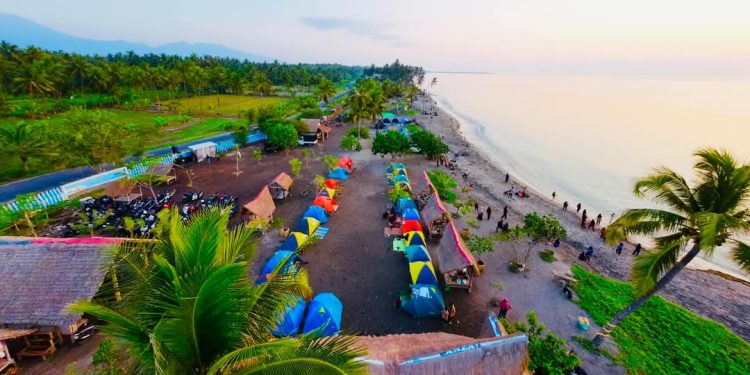 Pengunjung Sunrise Land Lombok Membludak Selama Libur Sekolah
