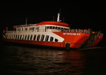 KMP Tunu Pratama Jaya Tenggelam di Selat Bali